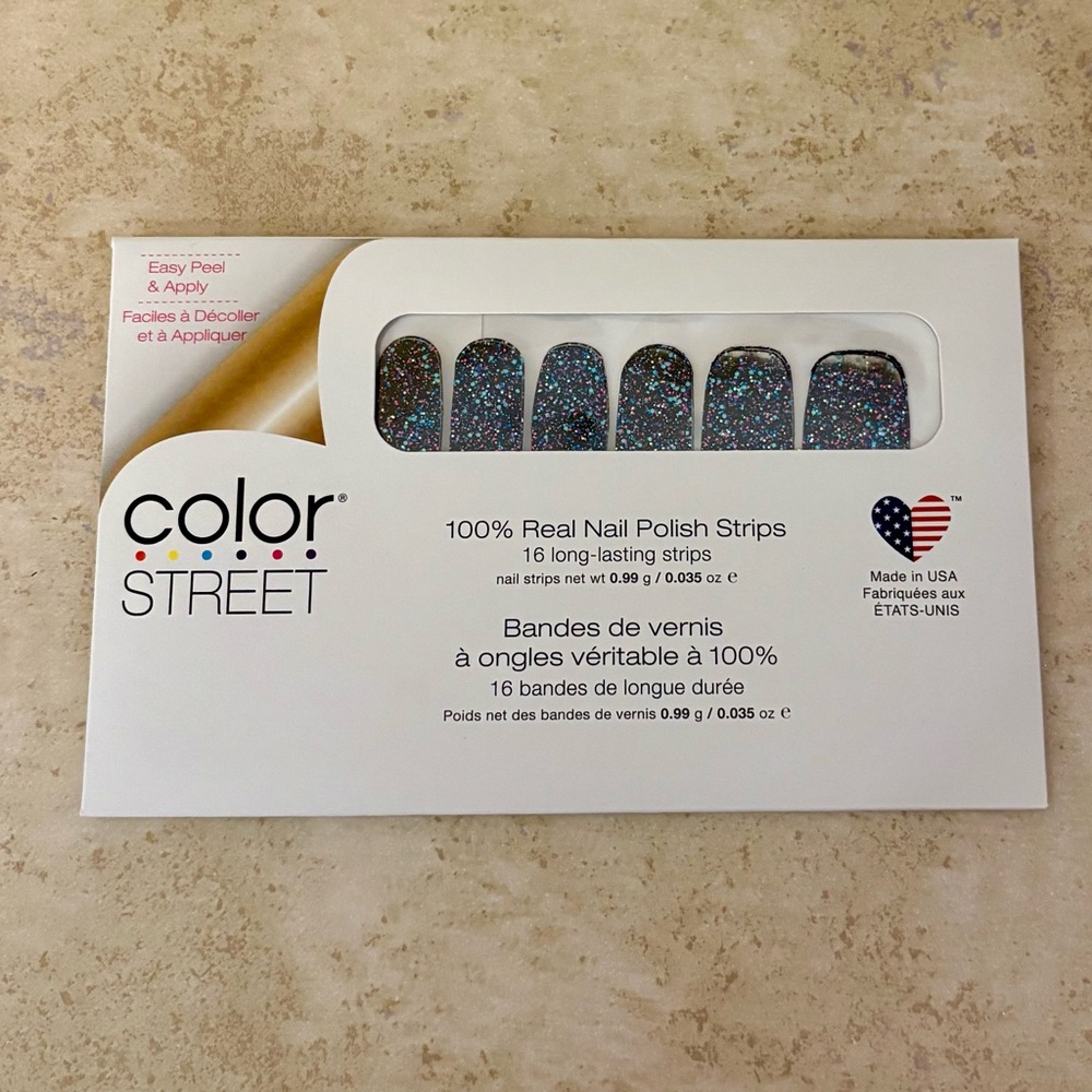 4/$30 Color Street Nail Polish Strips - Holidaze